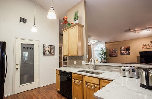 Cedar Park House | Well Situated Doll House In The Heart Of Cedar Park