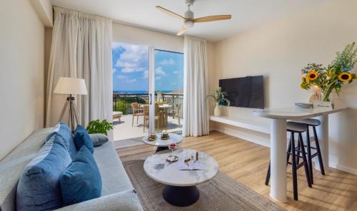 Chlorakas Hotel | WellClub - Family Wellness & Seaview Suites