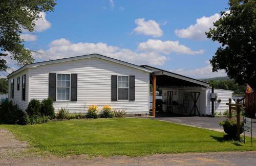 Bradford House | Weller Island Bliss