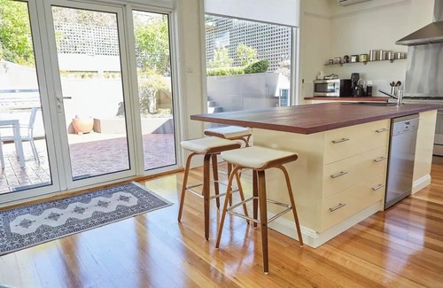 South Hobart Cottage | Wellesley Cottage
