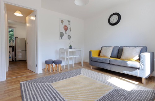 Wellington Apartment | Wellington Apartment with Parking