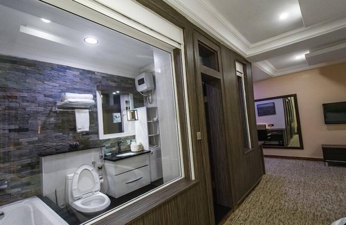 Enugu Hotel | Wellington Blu Hotel and Suites