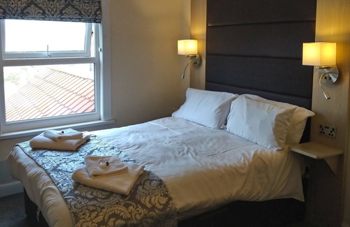 Howden Hotel | Wellington Hotel