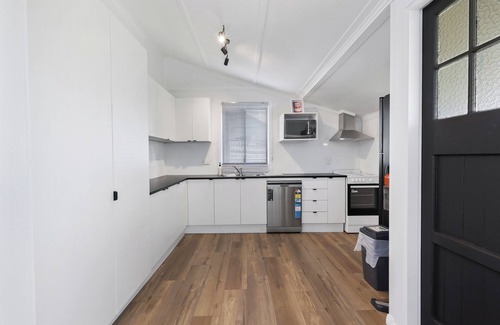 Mackay House | Wellington House