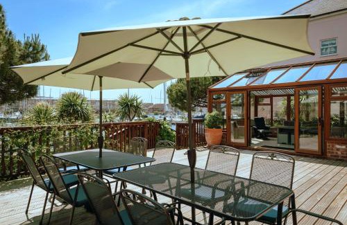 Eastbourne Villa | Wellington Quay