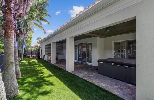 Wellington House | Wellington's Iconic Palm Beach Polo & Country Club