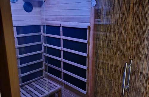 Siroki Brijeg Apartment | Wellness apartment BLACK-WHITE