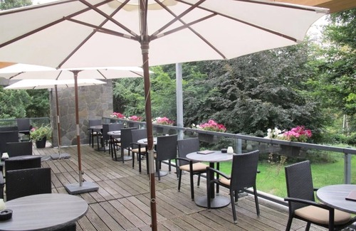 Bergen op Zoom Hotel | Wellness Escape Near Attractions with Parking and Pool