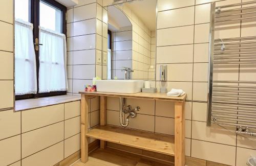 Kolova Apartment | Wellness pobyt na Včelí lázně - ApiSpa - apiterapeut-cz - 5 procedur