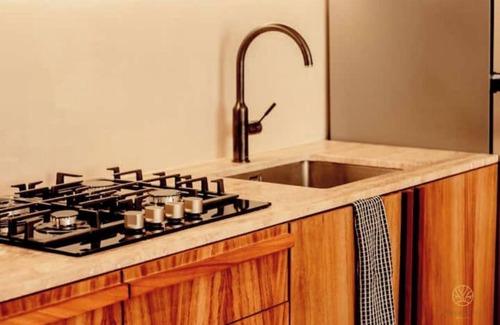 La Veleta Apartment | Wellness retreat · Private pool · 10min beach