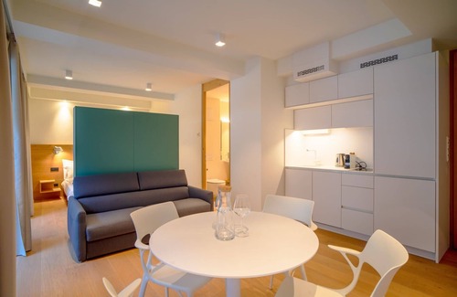Gries - Quirein Apartment | Wellness Smart Suites