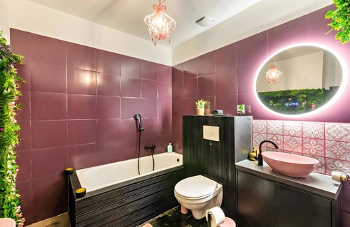 Ostviertel Apartment | 'Wellness Suite' with Wi-Fi