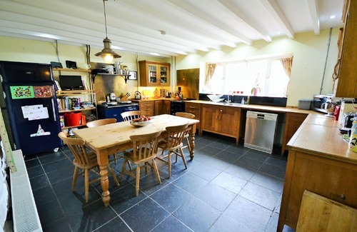 Haverfordwest Other | Welsh Farmhouse, ideal for larger families. Sleeps 10