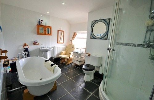 Haverfordwest Other | Welsh Farmhouse, ideal for larger families. Sleeps 10