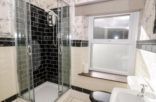 Caernarfon House | Wenallt