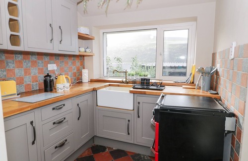 Caernarfon Cottage | Wenallt