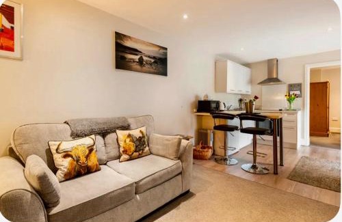 Carleton House | Wend Gardens Annx Carleton Skipton Pet friendly