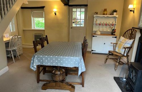 Hunton House | Wensleydale Stone Cottage