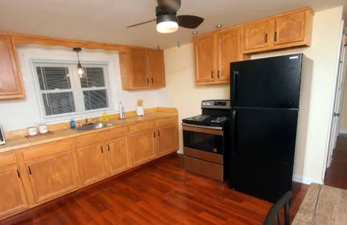 Canton House | Wertz Ave by the Hall of Fame
