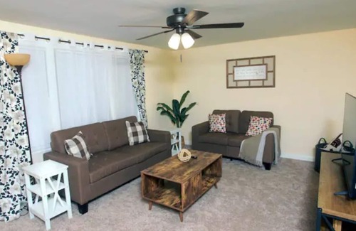 Canton House | Wertz Ave by the Hall of Fame