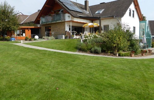 Blankenau House | "Weserbergland" Modern retreat