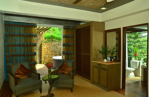 Balamban Hotel | West 35 Eco Mountain Resort