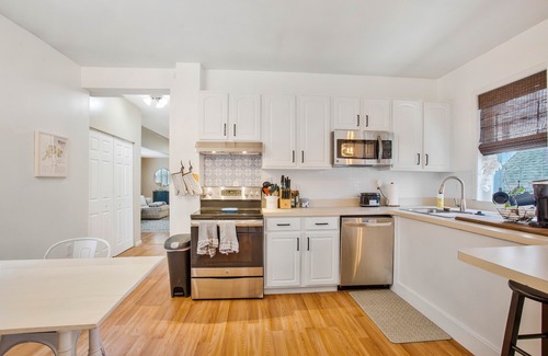 Annapolis House | West Annapolis Hidden Gem <.75Mile To Navy Stadium <1Mile to Downtown Annapolis