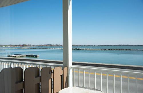 Celina Hotel | West Bank Inn