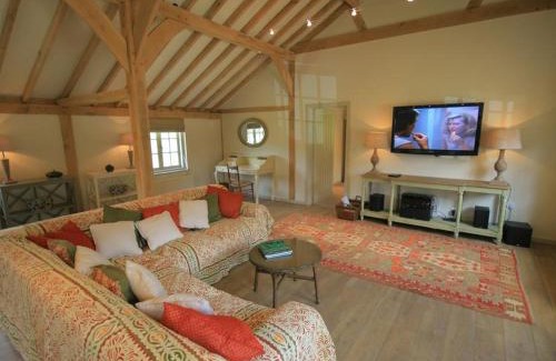 Kidlington House | West Barn