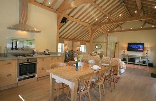 Kidlington House | West Barn