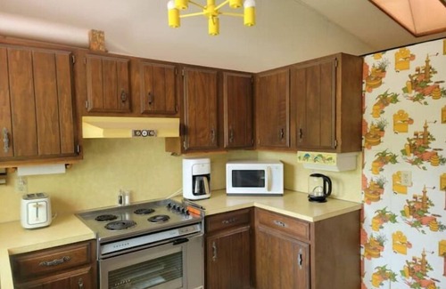 Greilickville House | West Bay House Private Frontage in Traverse City