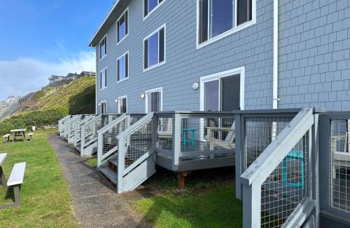 Nelscott Hotel | West Beach Suites