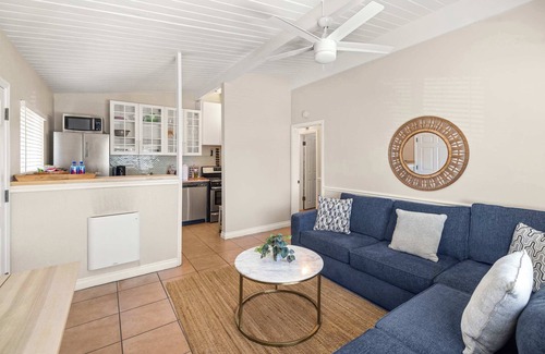 West Beach Apartment | West Beach Treehouse