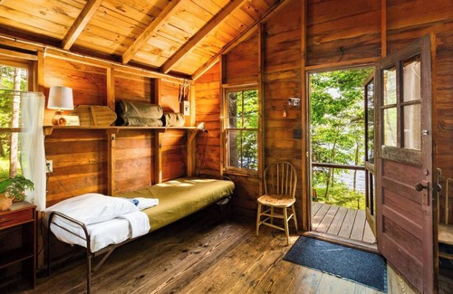 Bremen Cabin | West Camp Stay - Cabins 5 + 6