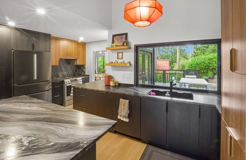 Port Moody House | West coast contemporary modern home with port views