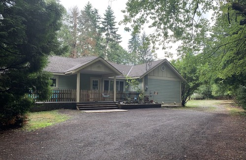Regional District of Nanaimo House | West coast house rental