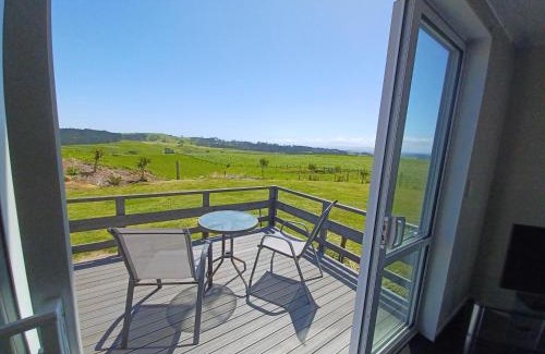 Te Kopuru House | West Coast Wonder 4 Minutes Drive to Glinks Gully