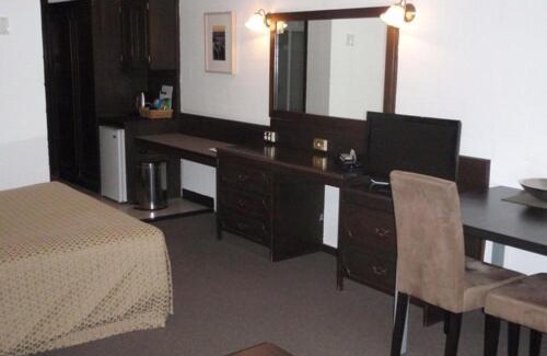 Queenstown Hotel | West Coaster Motel