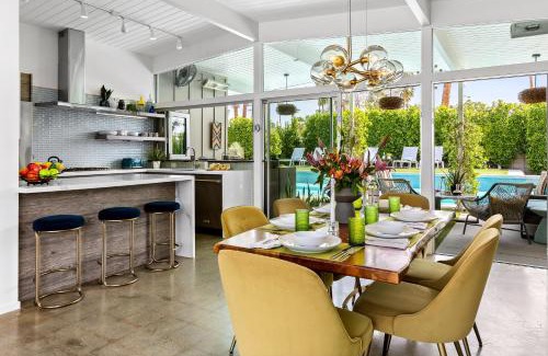 Palm Springs Villa | West Elm House 1 - The Alexander by ACME House Company