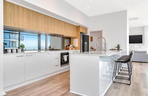 Adelaide Central Business District Apartment | 'West End Penthouse' Sky-high Resort-style Haven