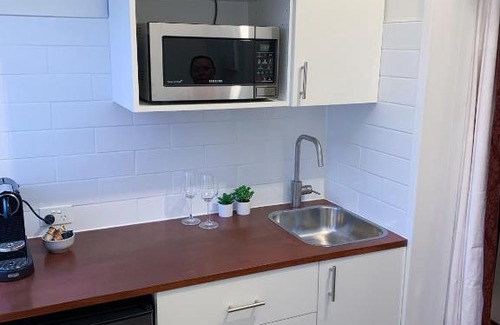 West End Apartment | West End Studio 3