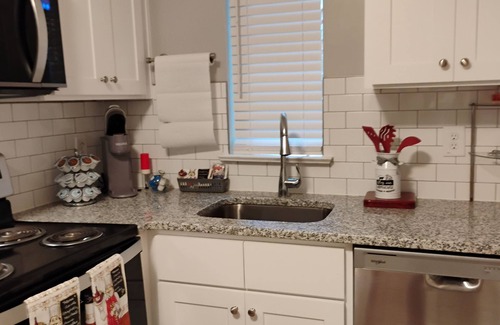 Winston - Salem Apartment | WEST END WHISPER 3 minute walk or drive to Everything. Prime location.