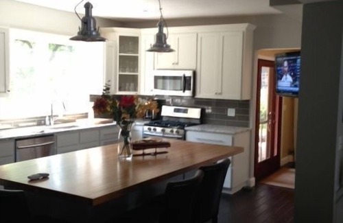 Navarre House | West Facing Lakefront Home With 125 Feet Of Sandy Lakeshore On Minnetonka
