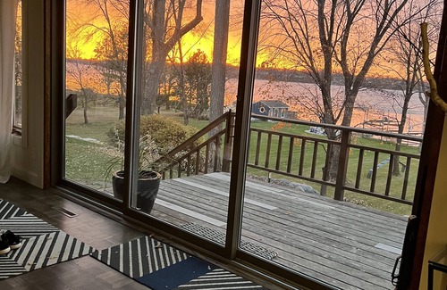 Navarre House | West Facing Lakefront Home With 125 Feet Of Sandy Lakeshore On Minnetonka