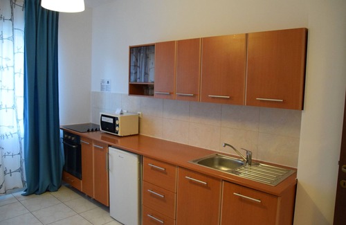 Militari Apartment | West Gate Studios