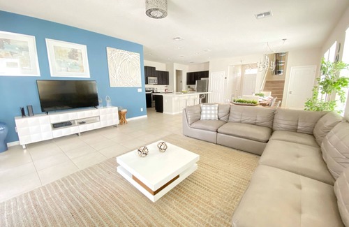 West Haven House | West Haven Perfect house 6bed/5 bath WH1