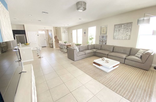 West Haven House | West Haven Perfect house 6bed/5 bath WH1