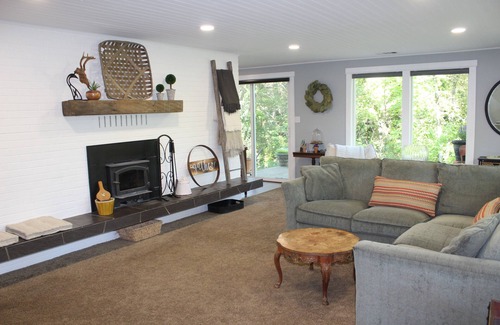 Medford House | West Hills House Newly renovated!