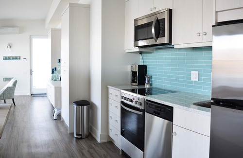 Westbank House | West Kelowna Beach House - vacation dreams do come true!