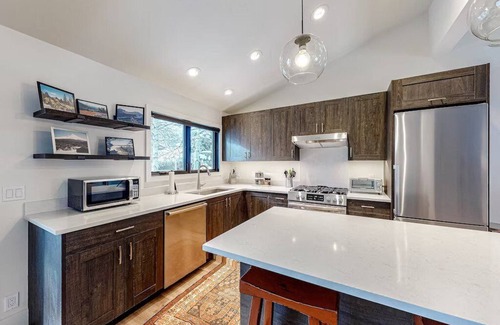 Ketchum Condo | West Ketchum Condo - Near downtown & Sun Valley ski lifts